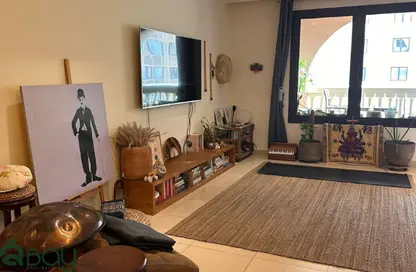 Apartment - 1 Bedroom - 2 Bathrooms for rent in West Porto Drive - Porto Arabia - The Pearl Island - Doha