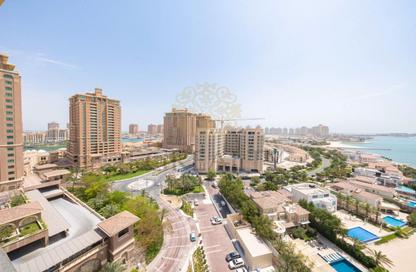 Apartment - 3 Bedrooms - 4 Bathrooms for rent in West Porto Drive - Porto Arabia - The Pearl Island - Doha