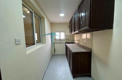 Apartment - 1 Bedroom - 1 Bathroom for rent in Mamoura 18 - Al Maamoura - Doha