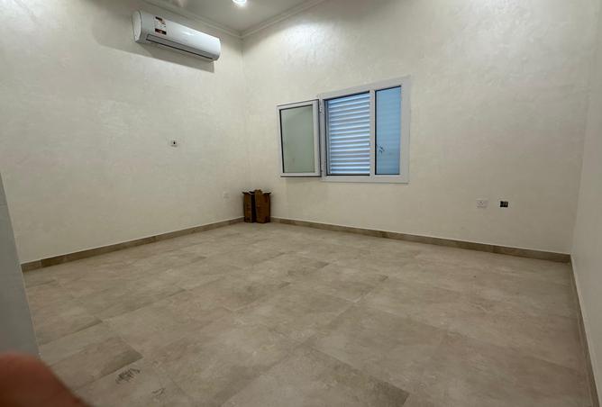 52045713 - Property Main Image