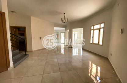 Villa - 4 Bedrooms - 5 Bathrooms for rent in Bu Hamour Street - Abu Hamour - Doha
