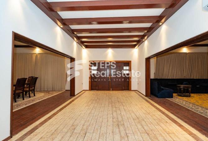 53144608 - Property Image 3