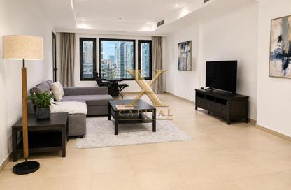 Apartment - 1 - 2 for sale in Tower 4 - Porto Arabia - The Pearl Island - Doha