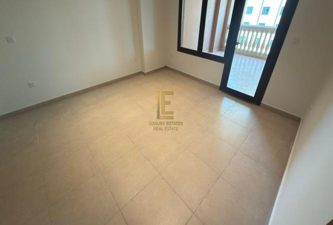 55781300 - Property Image 3