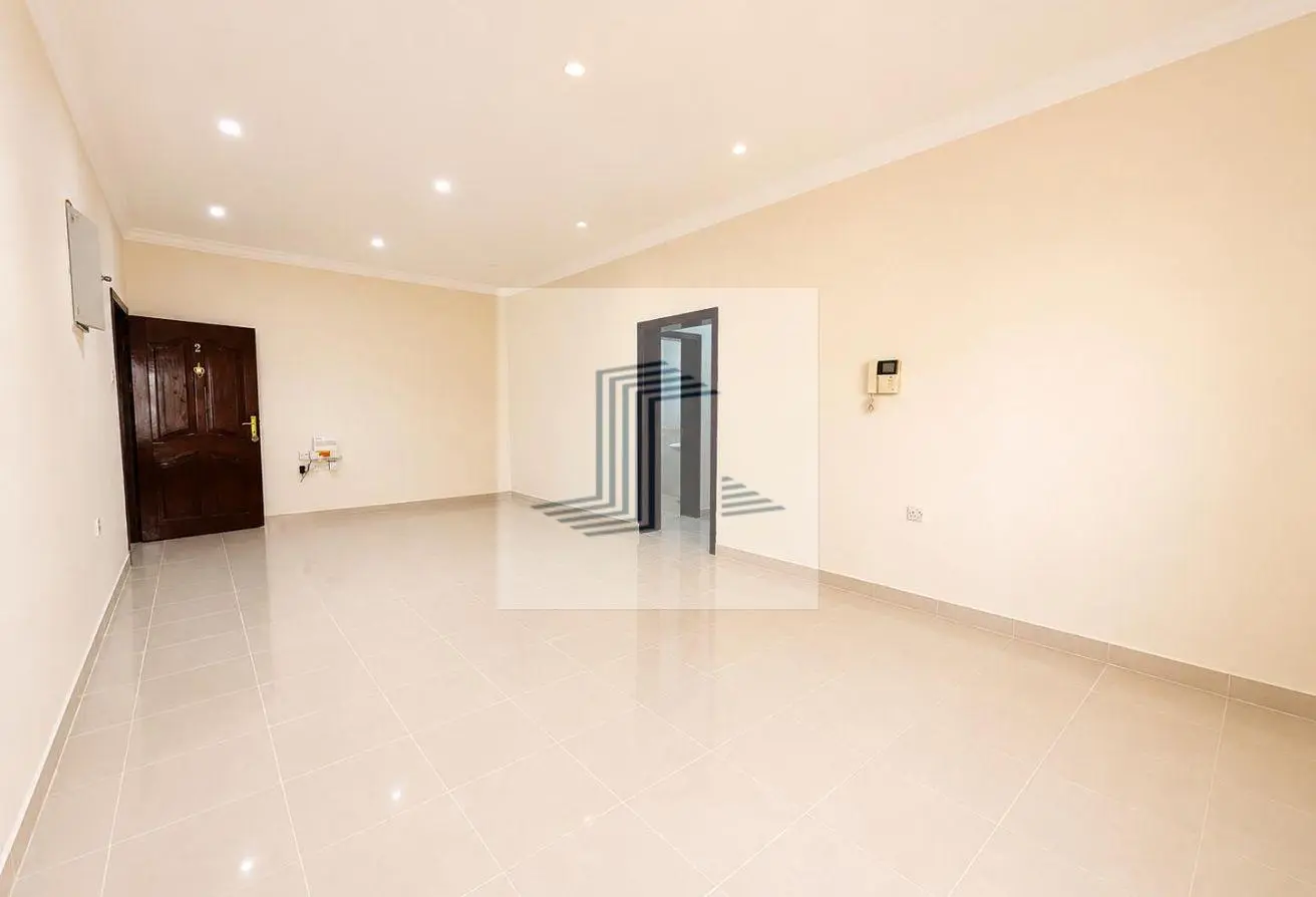62127544 - Property Main Image