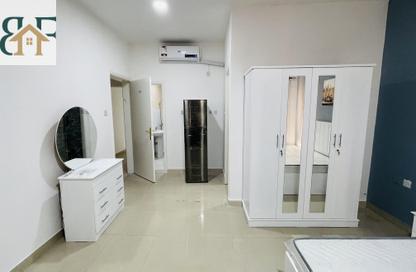 Apartment - Studio - 1 Bathroom for rent in Najma Street - Najma - Doha