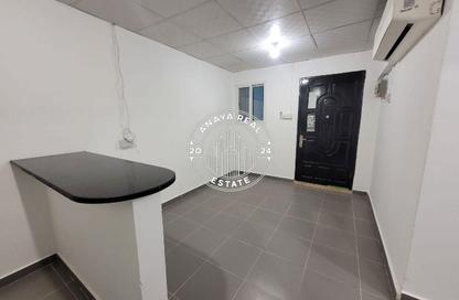 Villa - 1 Bedroom - 1 Bathroom for rent in Bu Hamour Street - Abu Hamour - Doha