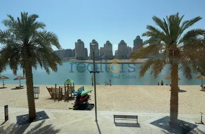 Apartment - 1 Bedroom - 2 Bathrooms for rent in Viva East - Viva Bahriyah - The Pearl Island - Doha