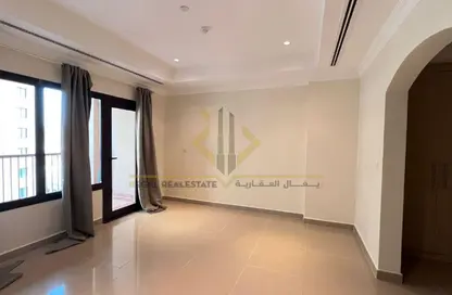 Apartment - 1 Bedroom - 2 Bathrooms for rent in West Porto Drive - Porto Arabia - The Pearl Island - Doha