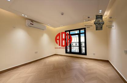 Apartment - 2 Bedrooms - 2 Bathrooms for rent in Al Nasr Street - Al Nasr - Doha