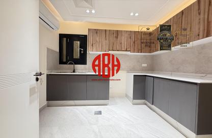 Apartment - 2 Bedrooms - 2 Bathrooms for rent in Al Nasr Street - Al Nasr - Doha
