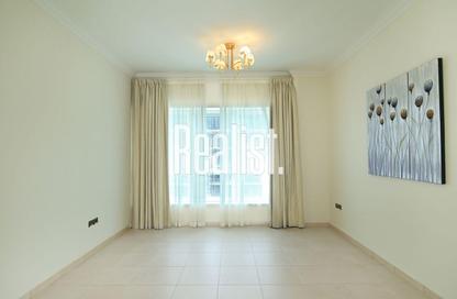 Apartment - 3 Bedrooms - 4 Bathrooms for rent in Marina Residences 195 - Marina District - Lusail