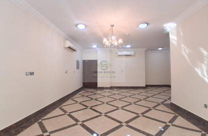 Apartment - 2 Bedrooms - 2 Bathrooms for rent in Muntazah 7 - Al Muntazah - Doha