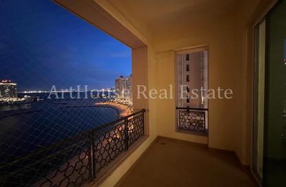 Apartment - 2 Bedrooms - 3 Bathrooms for rent in Viva West - Viva Bahriyah - The Pearl Island - Doha