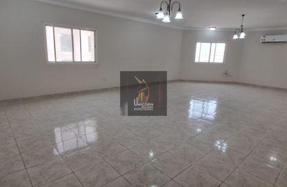 Apartment - 3 Bedrooms - 3 Bathrooms for rent in Anas Street - Fereej Bin Mahmoud North - Fereej Bin Mahmoud - Doha