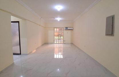 Apartment - 2 Bedrooms - 2 Bathrooms for rent in Al Mansoura - Al Mansoura - Doha