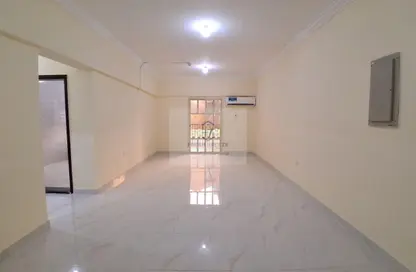 Apartment - 2 Bedrooms - 2 Bathrooms for rent in Al Mansoura - Al Mansoura - Doha