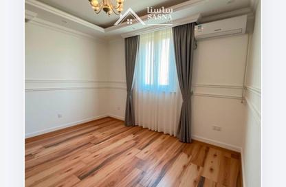 Duplex - 7 Bedrooms - 7 Bathrooms for rent in Al Sakhama - Doha