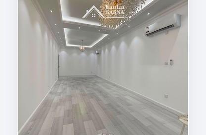 Duplex - 7 Bedrooms - 7 Bathrooms for rent in Al Sakhama - Doha