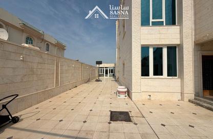 Duplex - 7 Bedrooms - 7 Bathrooms for rent in Al Sakhama - Doha