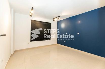 Office Space - Studio - 1 Bathroom for rent in Umm Salal Mahammad - Umm Salal City - Doha