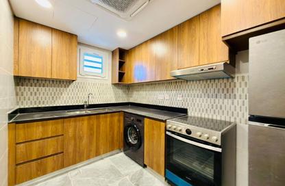 Apartment - 3 Bedrooms - 4 Bathrooms for rent in Citadel Corniche 72 - C-Ring - Doha