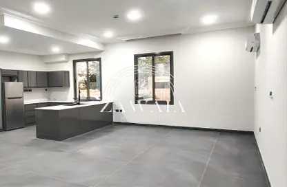 Apartment - 2 Bedrooms - 3 Bathrooms for rent in Al Sadd Road - Al Sadd - Doha