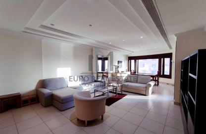 Apartment - 1 Bedroom - 2 Bathrooms for rent in East Porto Drive - Porto Arabia - The Pearl Island - Doha