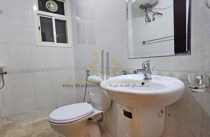 Apartment - 2 Bedrooms - 2 Bathrooms for rent in Al Sadd - Al Sadd - Doha