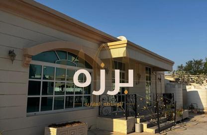 Villa - 7+ Bedrooms - 7+ Bathrooms for rent in Al Dafna - Doha