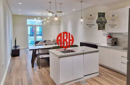 Apartment - 2 Bedrooms - 3 Bathrooms for rent in Floresta Gardens - Floresta Gardens - The Pearl Island - Doha