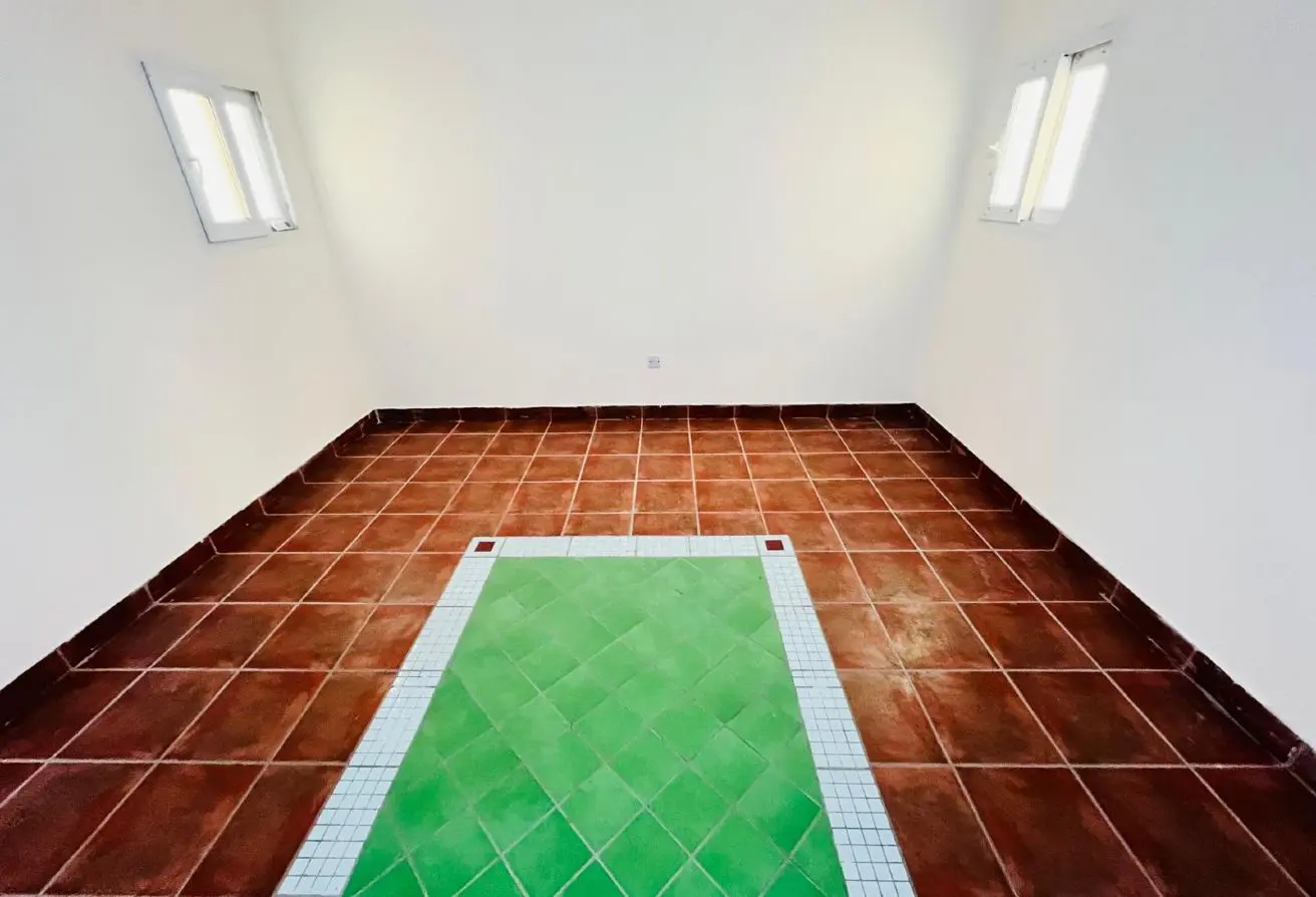 62185982 - Property Main Image