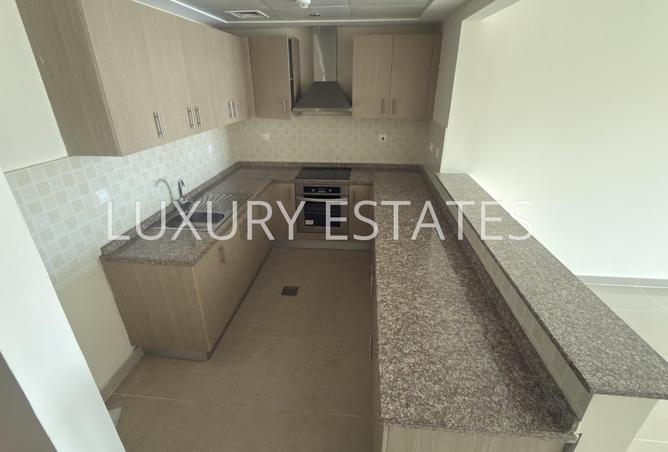 58687672 - Property Image 3