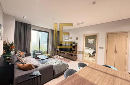 Apartment - 1 Bedroom - 2 Bathrooms for sale in Marina 33 - Marina District - Lusail