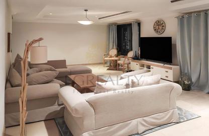 Apartment - 4 Bedrooms - 4 Bathrooms for sale in West Porto Drive - Porto Arabia - The Pearl Island - Doha