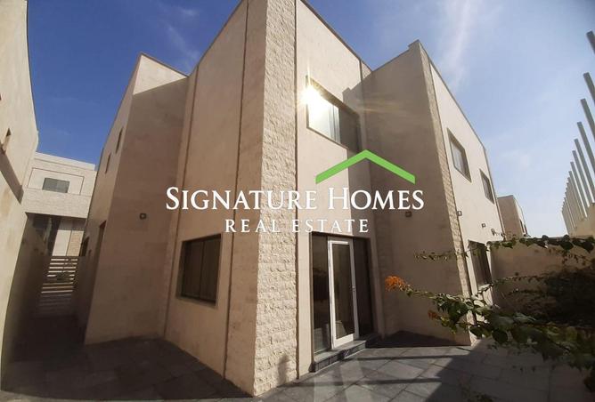 52638975 - Property Image 2