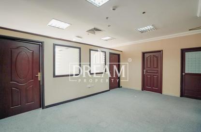 Office Space - 5 Bedrooms - 2 Bathrooms for rent in West Bay Tower - West Bay - West Bay - Doha