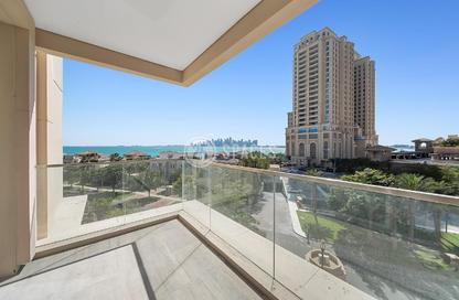 Apartment - 3 - 4 for sale in East Porto Drive - Porto Arabia - The Pearl Island - Doha Apartment - 3 - 4 for sale in East Porto Drive - Porto Arabia - The Pearl Island - Doha