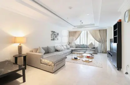 Apartment - 2 Bedrooms - 3 Bathrooms for sale in East Porto Drive - Porto Arabia - The Pearl Island - Doha
