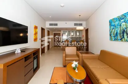 Apartment - 2 Bedrooms - 3 Bathrooms for rent in Umm Ghwailina Comm - Umm Ghuwalina - Umm Ghuwailina - Doha