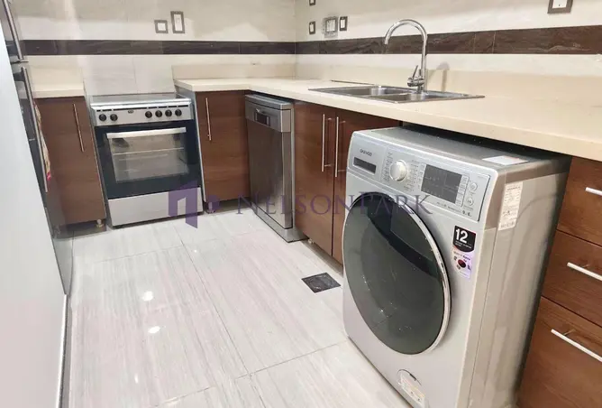 60723811 - Property Image 3