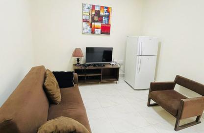 Apartment - 1 Bedroom - 1 Bathroom for rent in CAP 36 - Ain Khaled - Doha