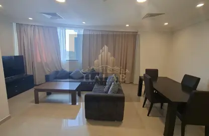 Apartment - 2 Bedrooms - 2 Bathrooms for rent in Corniche Road - Corniche Road - Doha