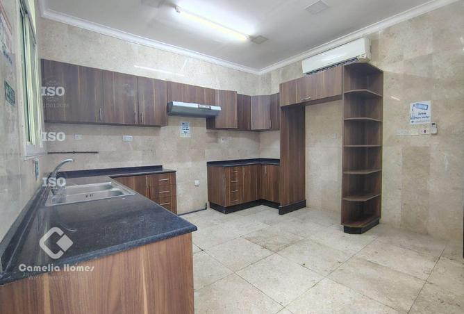 58043714 - Property Image 3