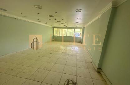 Shop - Studio - 1 Bathroom for rent in Ammar Bin Yasser Street - Al Aziziyah - Doha Shop - Studio - 1 Bathroom for rent in Ammar Bin Yasser Street - Al Aziziyah - Doha
