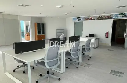 مساحات مكتبية - 4 غرف نوم - 5 حمامات للايجار في برج الدانة - شارع مركز المؤتمرات - الخليج الغربي - الدوحة