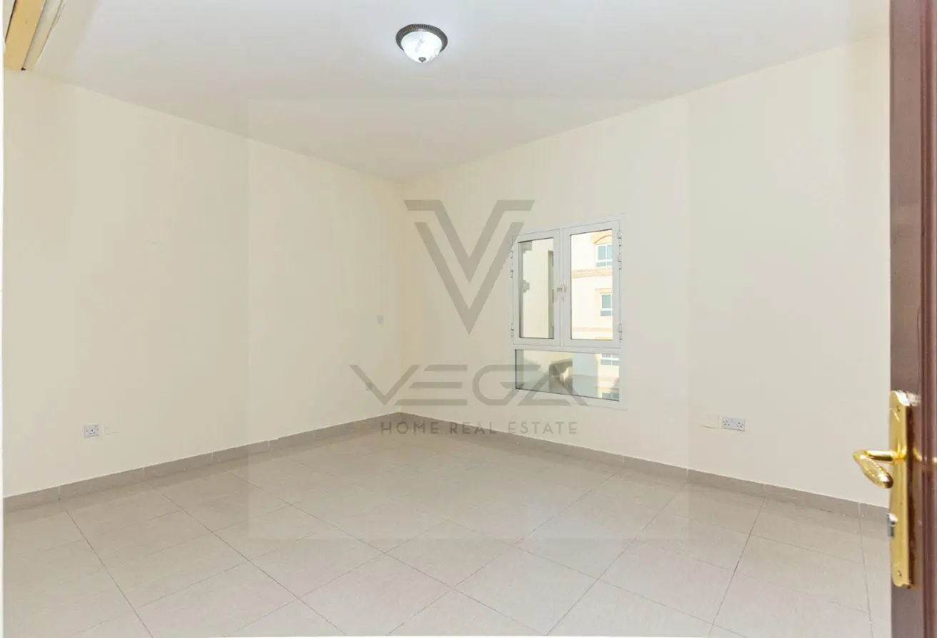 62182119 - Property Main Image