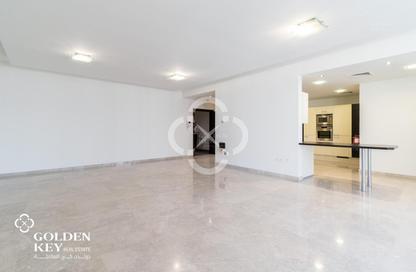 Apartment - 3 - 4 for rent in West Bay Tower - West Bay - West Bay - Doha