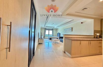 Apartment - Studio - 1 for rent in East Porto Drive - Porto Arabia - The Pearl Island - Doha