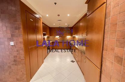 Apartment - 2 Bedrooms - 4 Bathrooms for rent in East Porto Drive - Porto Arabia - The Pearl Island - Doha